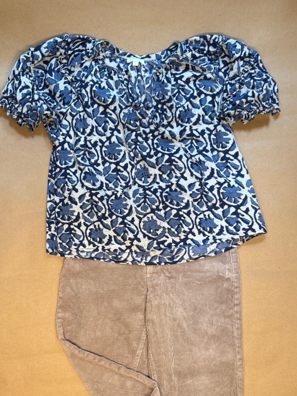 Jennifer & Grace Blue Batik Print SS Women's L Top